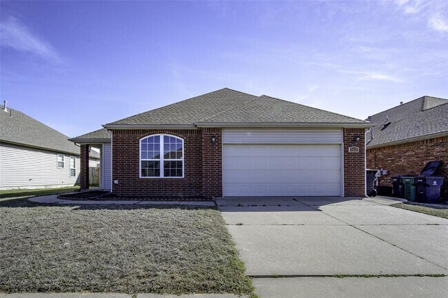 Photo - 5924 SE 66th St