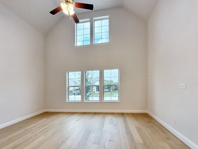 Photo - Luxury 4-Bedroom Home on Lake Lewisville – Resort Style Community Living