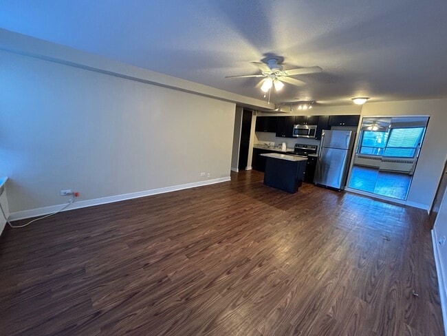 Photo - 4180 N Marine Dr Unidad 308