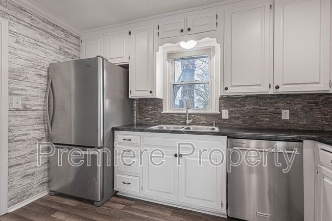 Photo - 1331 SW Horizon Dr