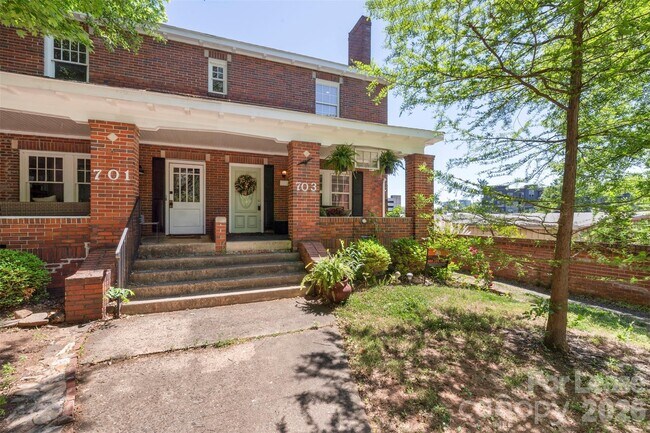 Photo - 703 S Summit Ave Unit 2