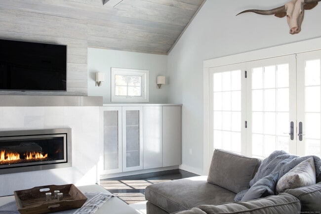 Photo - 6 E Beach Dr