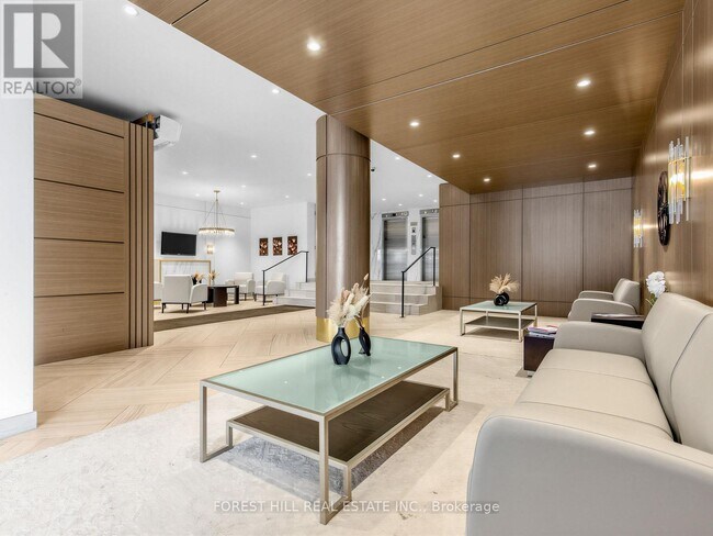 Photo - 2500 Bathurst St Unité 306