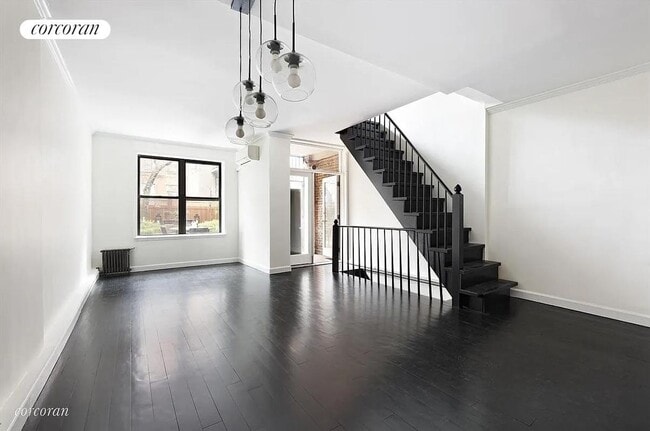 Building Photo - 131 W 82 St Rental