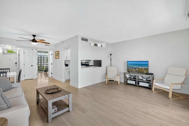 Photo - Vacation Rental 1 Bedroom 1 Path