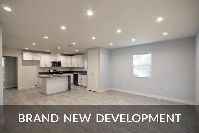 Building Photo - 14604 Cohasset St