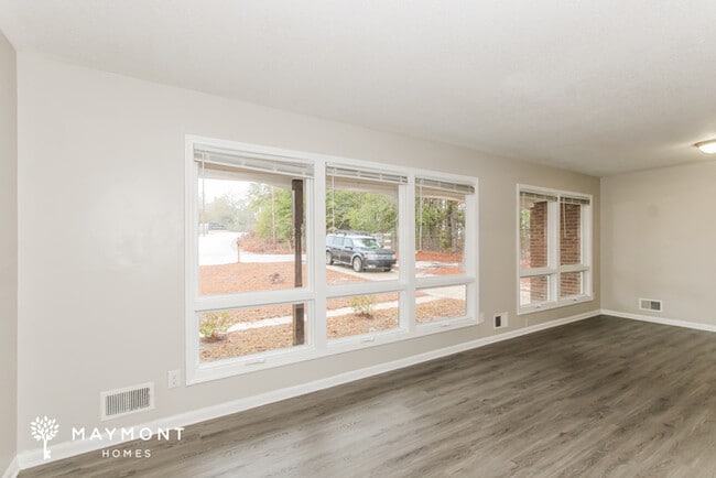 Photo - 2324 Old Field Rd