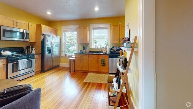 Building Photo - 17 Bradbury Ave Unit 2 Rental