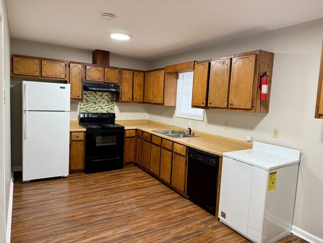 Photo - 116 Cottonwood Dr