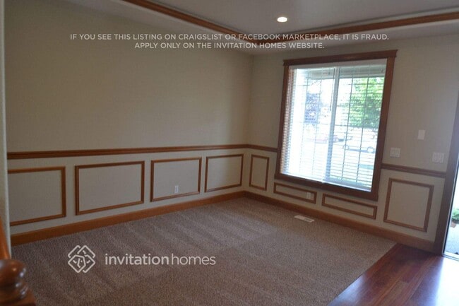 Photo - 13824 172nd Pl E