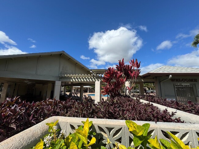 Charming 2-Bedroom/2-Bath - Ewa Beach, HI - Charming 2-Bedroom/2-Bath - Ewa Beach, HI Condominio