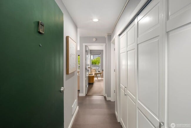 Photo - Bright Renovated 1 Bedroom Corner Condo in the Heart of Downtown Bellevue
