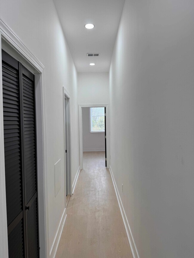 Photo - Harlem Park Unit 2