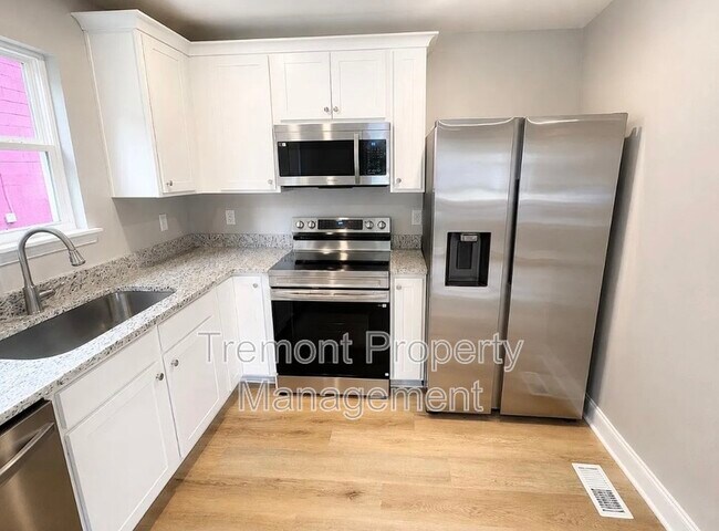 Photo - 2620 E 21st St