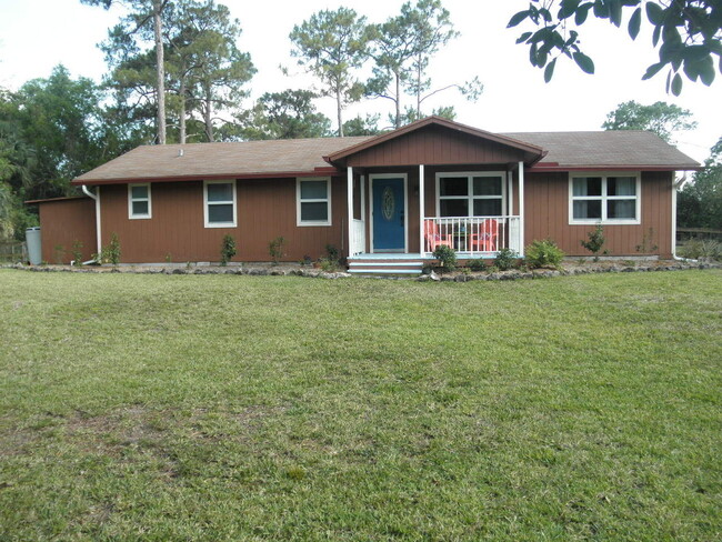 ACREAGE - ACREAGE House