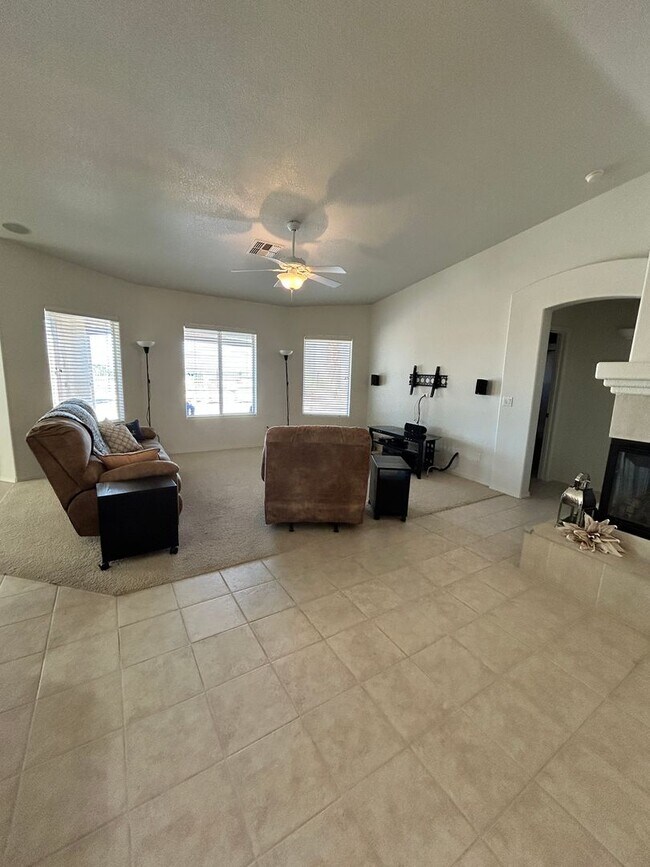 Photo - Lakeview Home!