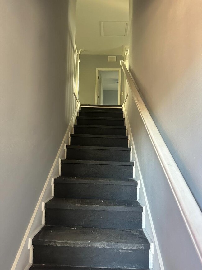 Photo - 105 N Davis St