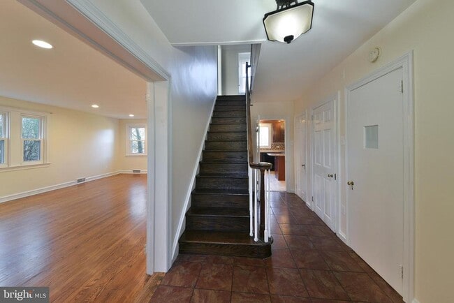 Photo - 8106 Cadwalader Ave