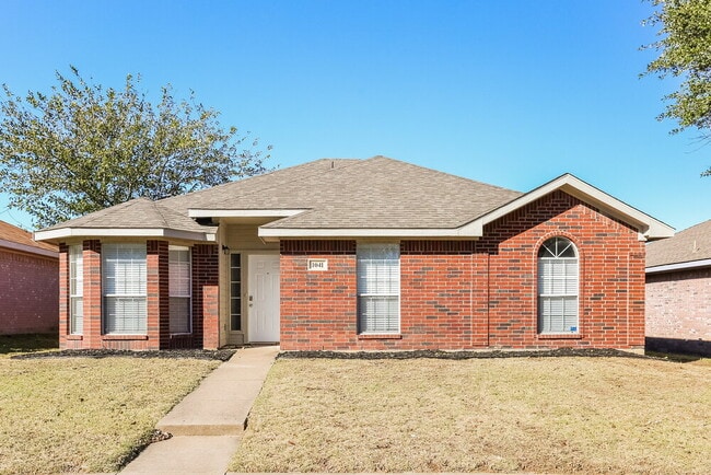 Building Photo - 1041 Glencrest Dr