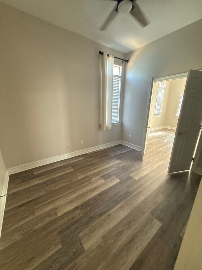 820 St Michael St Unit 202