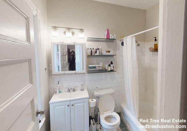 Photo - 900 Massachusetts Ave Unit #8