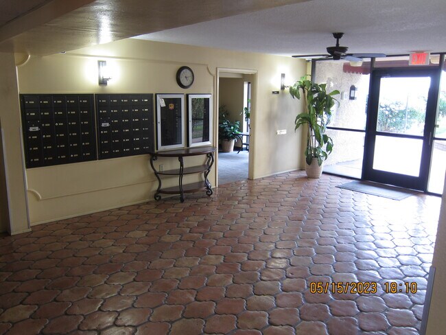Photo - 3033 E Devonshire Ave Unit 3004