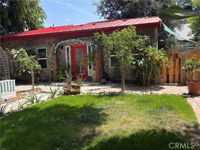 Photo - 1802 N Raymond Ave