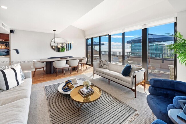 Building Photo - 201 Crandon Blvd Unit 1002