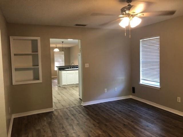 Photo - 22915 Monroe St