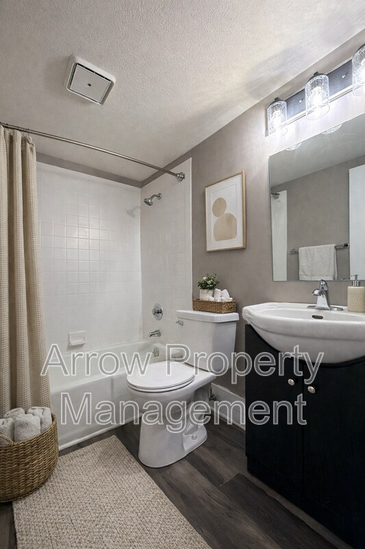 Photo - 1027 A St Unit 12