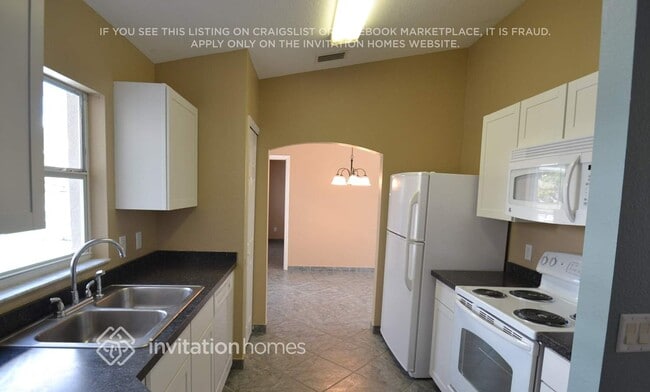Photo - 3002 Alesio Ave