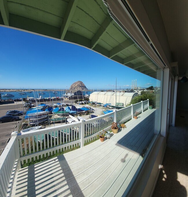 Photo - THOSE MORRO BAY VIEWS! Bright and Airy 2 b... House