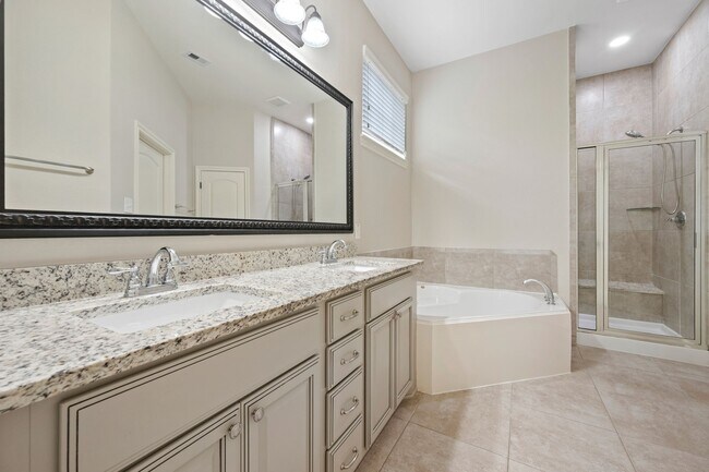 Photo - 18554 Jasmine Garden Pl