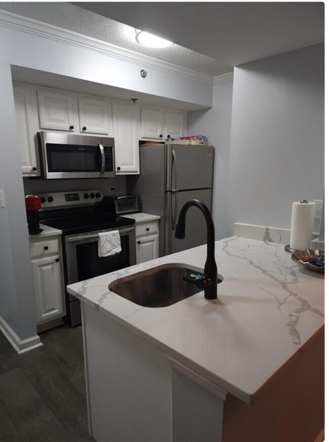 Photo - 795 Hammond Dr Unit 503