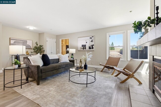 Photo - 3279 Mt Diablo Ct Unit 31A