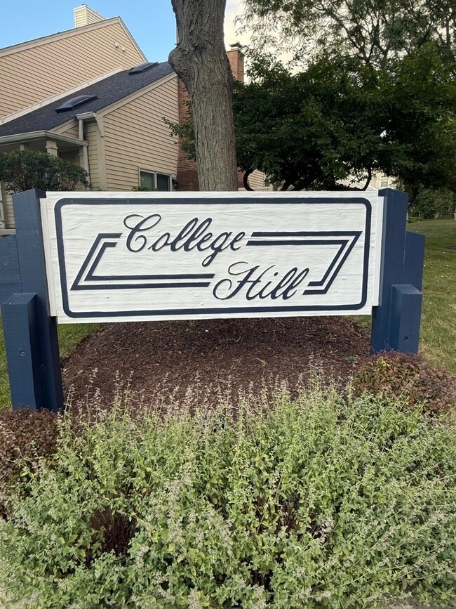 Building Photo - 303 College Crossing Rental