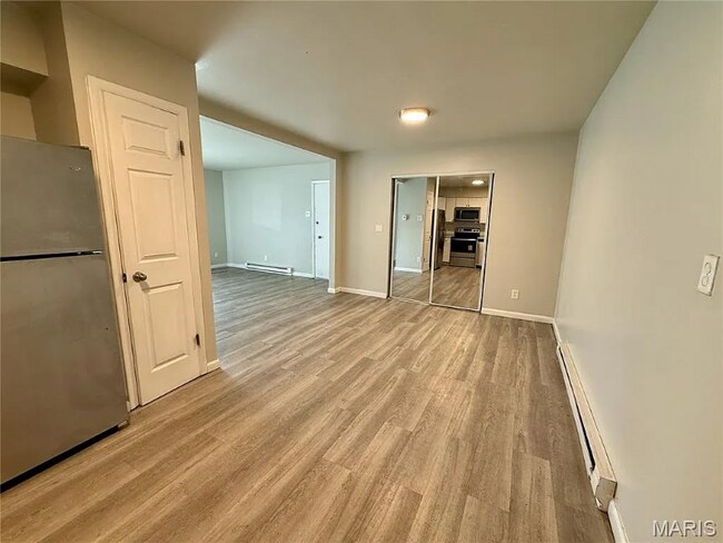 Photo - 7601 Hazelcrest Dr Unit B