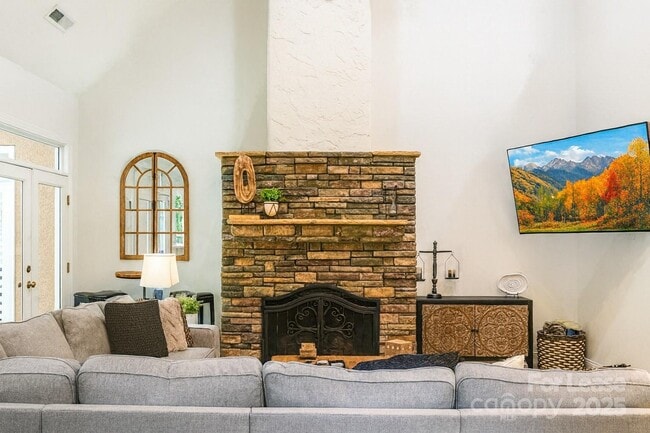 Photo - 3115 High Ridge Rd