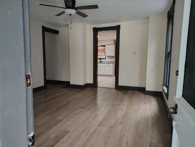 Photo - 3 Bed, 1.5 Bath home– Move-In Ready!