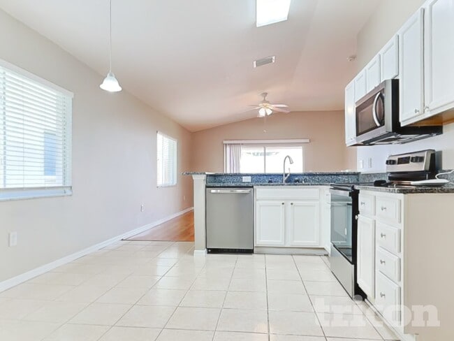 Photo - 4926 Trinidad Dr