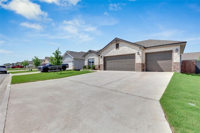 Photo - 8508 Glade Dr