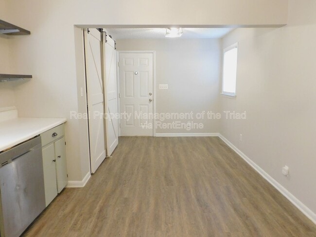 Photo - 1905 Palm St