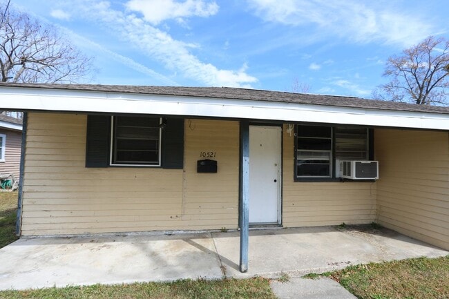 Photo - 10521 Alan St Unidad 10521