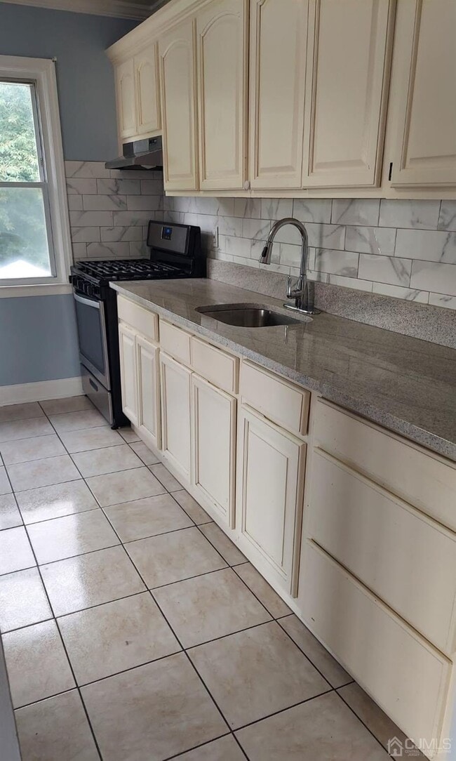 Photo - 22 Eulner St Unit 2