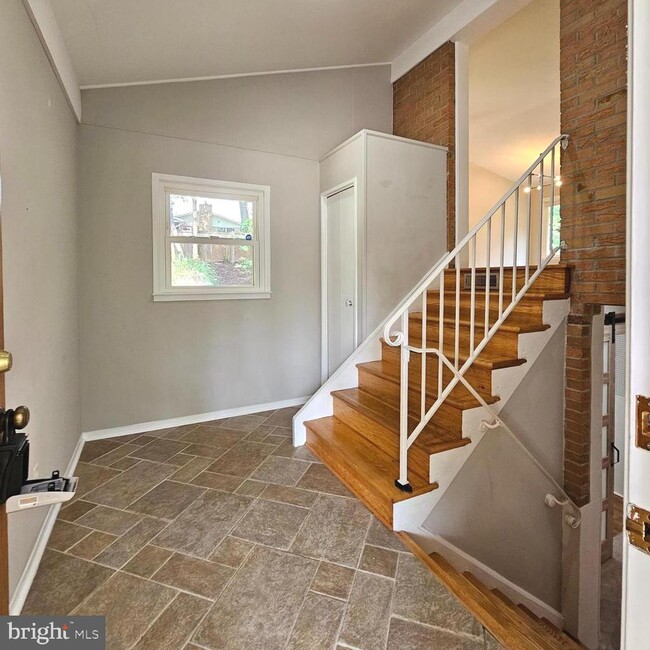 Photo - 2512 Culpeper Rd