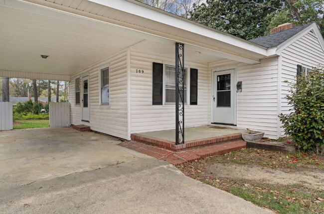 Photo - Charming 3-Bed Ranch-Style Home in the Heart of Wilson