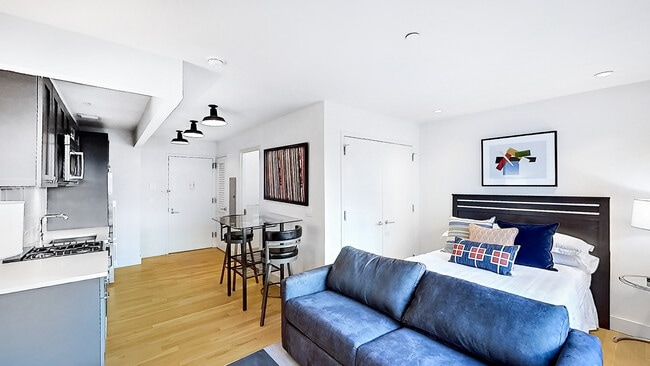 Photo - 180 Franklin