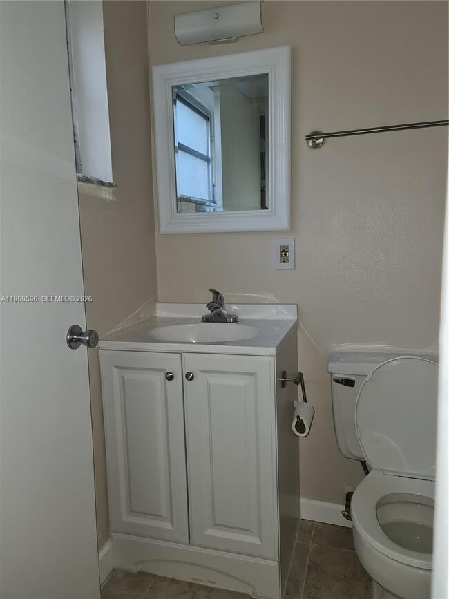 Photo - 5162 NE 6th Ave Unit 306