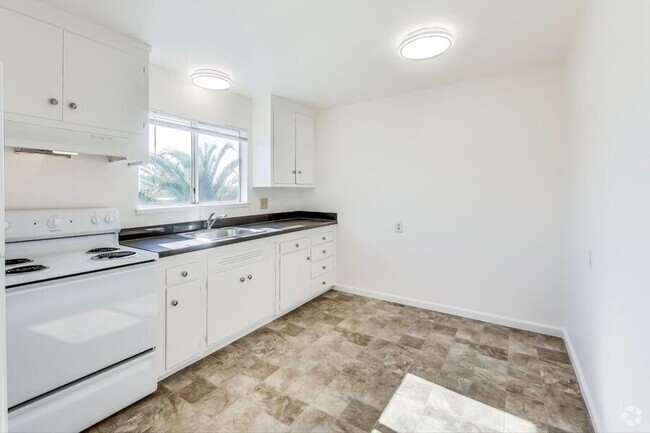 Building Photo - Spacious 2 Bed 1 Bath in San Leandro! Rental