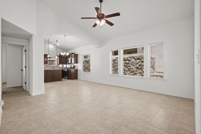 Building Photo - 245 Hunstanton St Rental